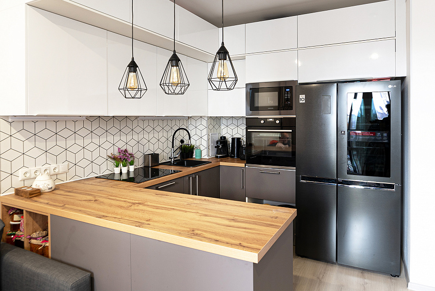 Кухня П-образная — Белый глянец и грей